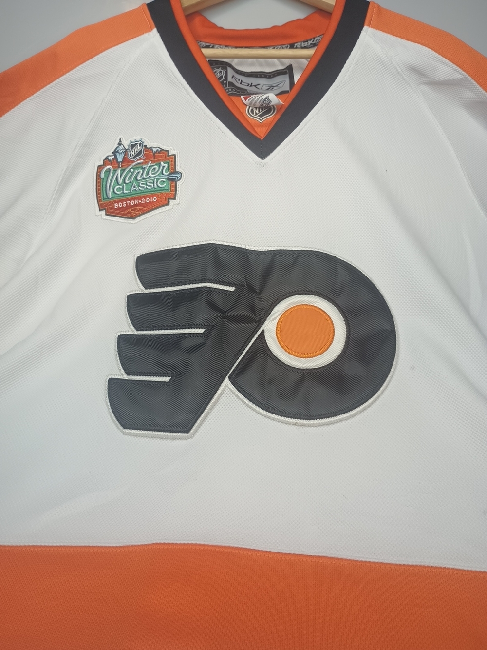 Reebok White and Orange Philadelphia Flyers Winter Classic 2010 Jersey Size 50